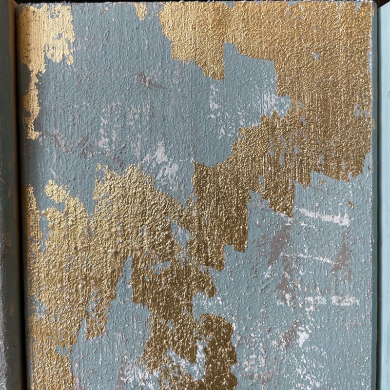 Złoto w luźnych płatach Annie Sloan - obrazek 4