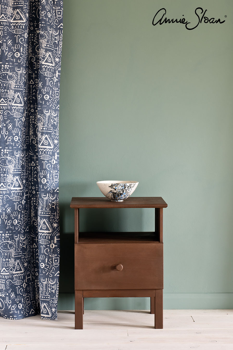 Honfleur-side-table,-Duck-Egg-Blue-Wall-Paint,-Tacit-in-Old-Violet-curtain,-Ticking-in-Graphite-lampshade,-72dpi-image-2