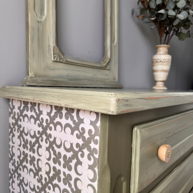 Komoda z lustrem - obrazek 2